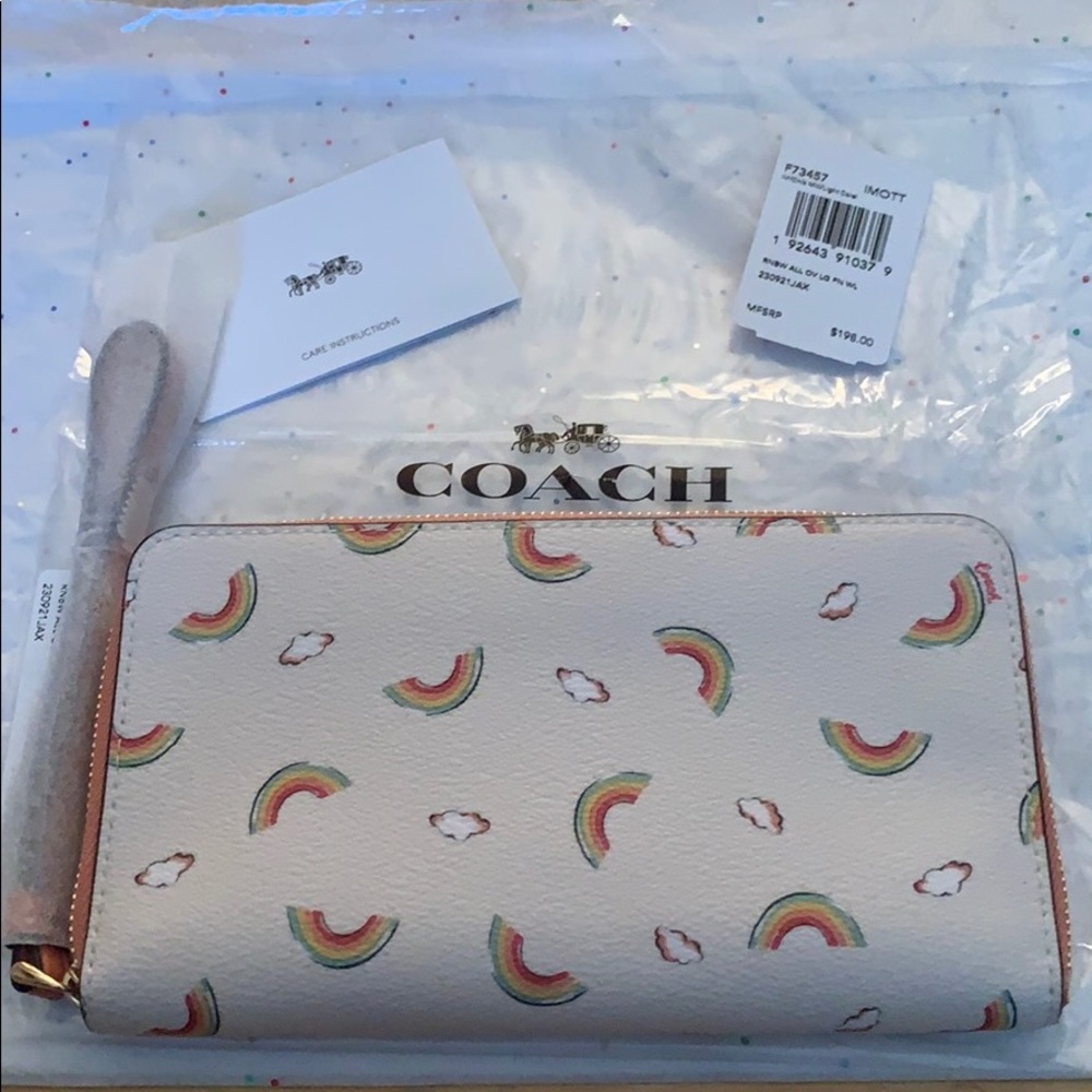 🔥LAST ONE🔥 Coach Large Phone Wristlet W/Rainbows - Picture 2 of 5